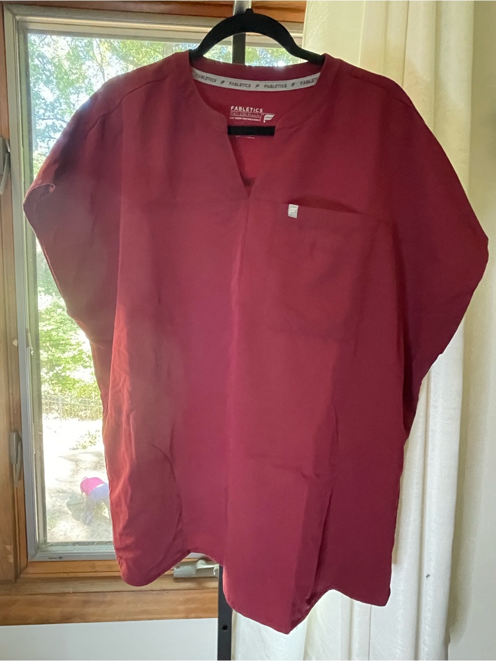 Fabletics evolve over sized scrub top